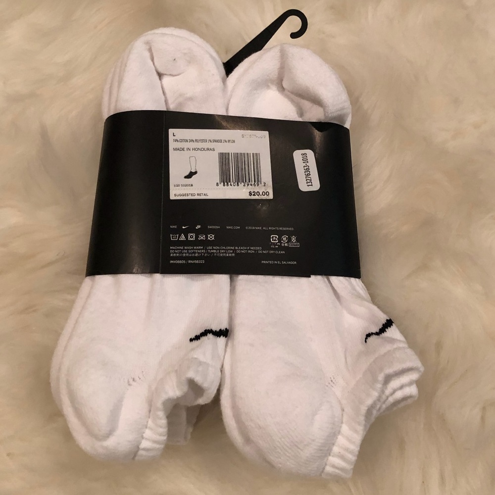 ❌SOLD❌ Nike Training No-Show Socks (6 Pair) - Picture 4 of 4